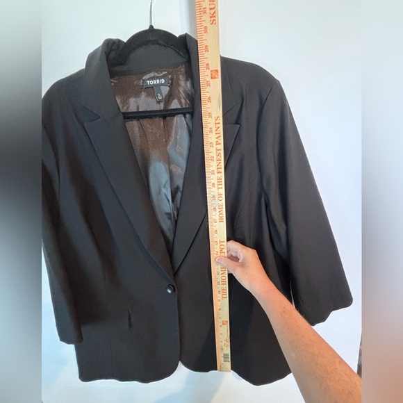 Torrid Plus Size 3 (3X / 22) Black One-Button Blazer Jacket Career Workwear - Picture 14 of 16
